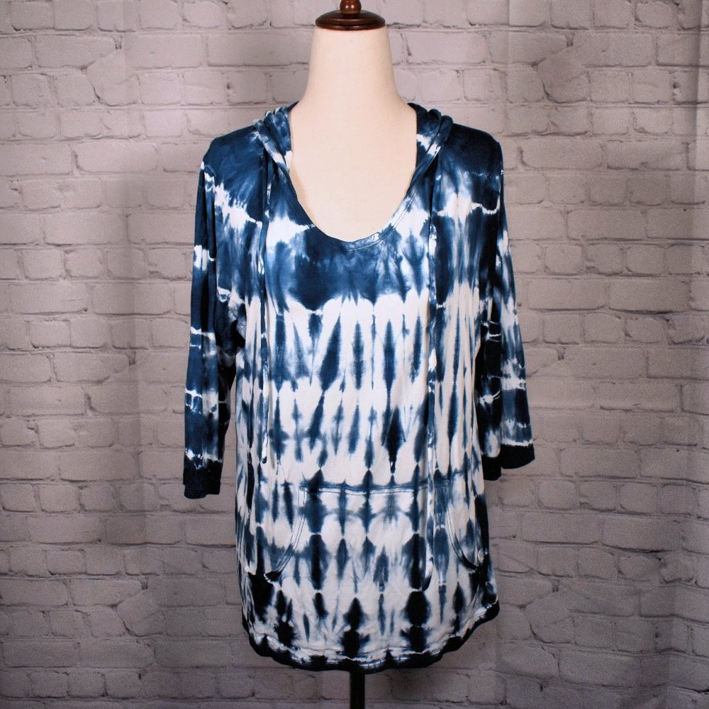 NWT $62 River Tie-Dye Hooded Blouse S, Blue & White 3/4 Sleeves, Loose Fit Flowy